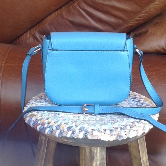 Ocean blue cross body saddle bag, NWOT - Picture 2 of 7